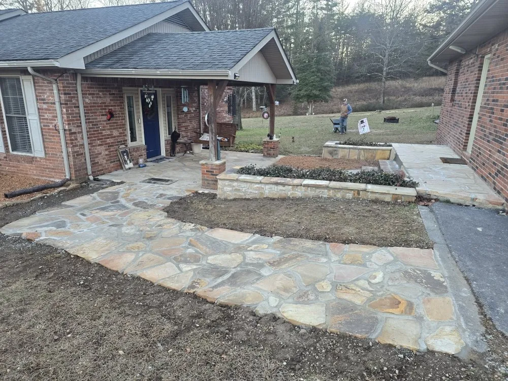 Top-rated landscape installation for homes in Crossville, TN by Hard Rock Landscape