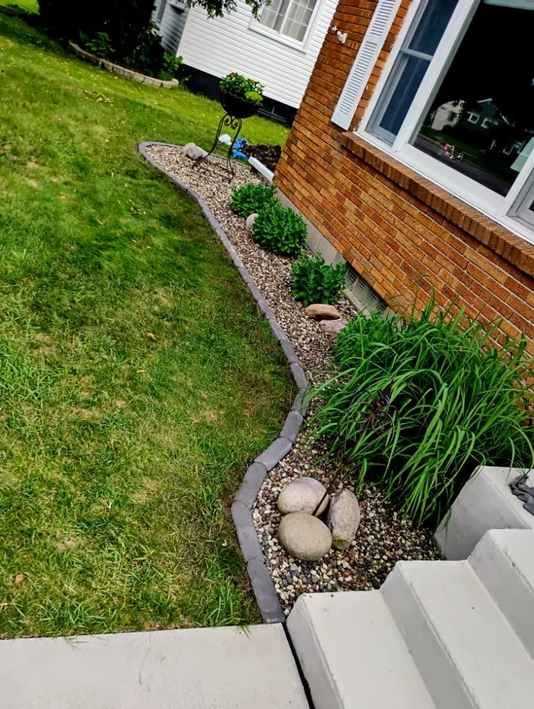 Custom outdoor landscaping for beautiful yards across La Crosse, WI - Hard Rock Landscaping