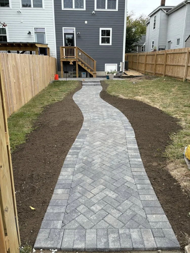 Reliable yard maintenance for year-round maintenance across Richmond, VA - Hard Shell Services