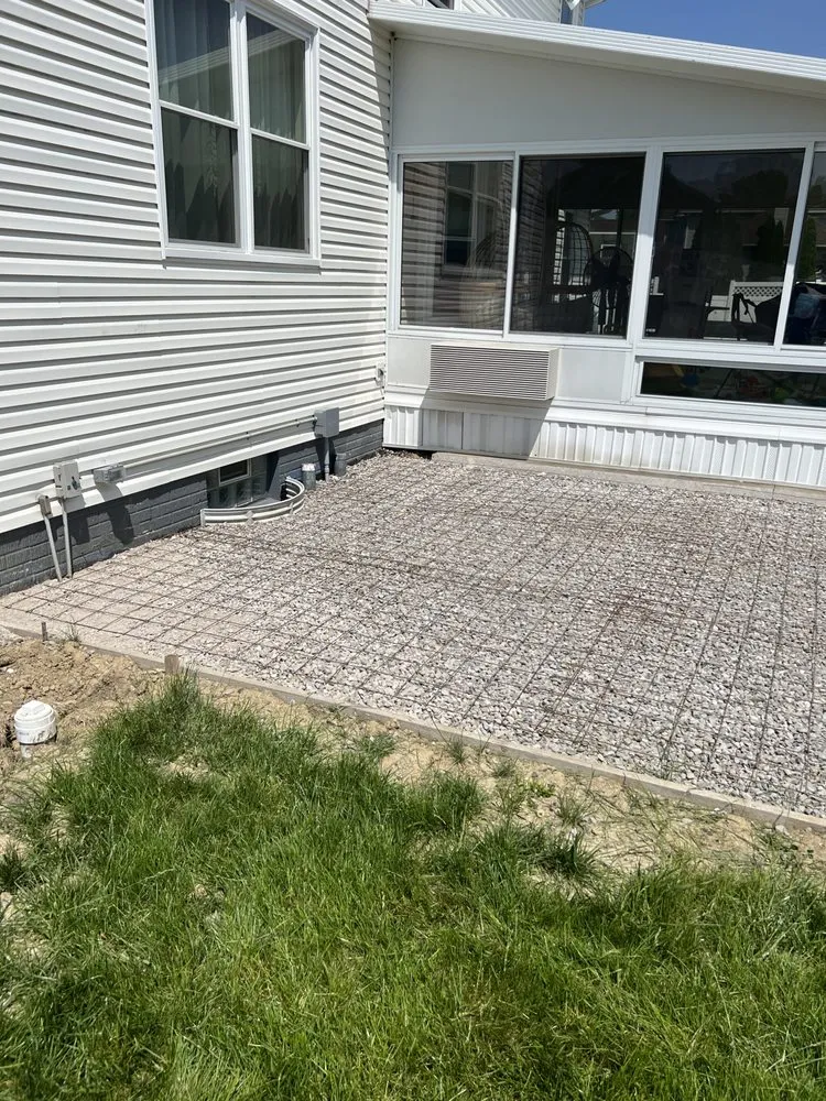 Trusted landscape design for year-round maintenance in Cleveland, OH by Hard Work Or No Work