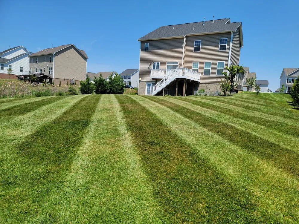Top-rated lawn mowing service experts serving Winchester, VA - Hard Yardz