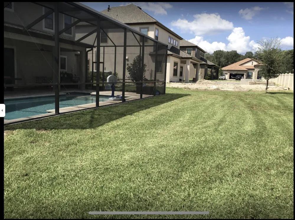 Trusted lawn care service in Brandon, FL by Hardin Diamond Cut Lawn Care of Brandon FL