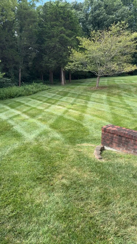 Expert landscape installation in Taylorsville, KY - Hardin Lawn Care