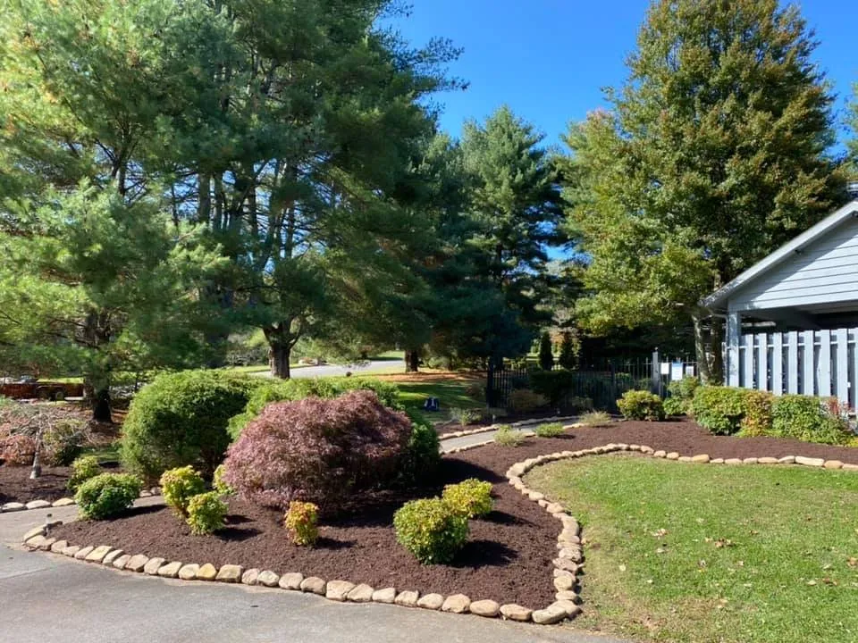 Professional landscaping services for homes across Oak Ridge, TN - Hardin Valley Lawn & Landscape