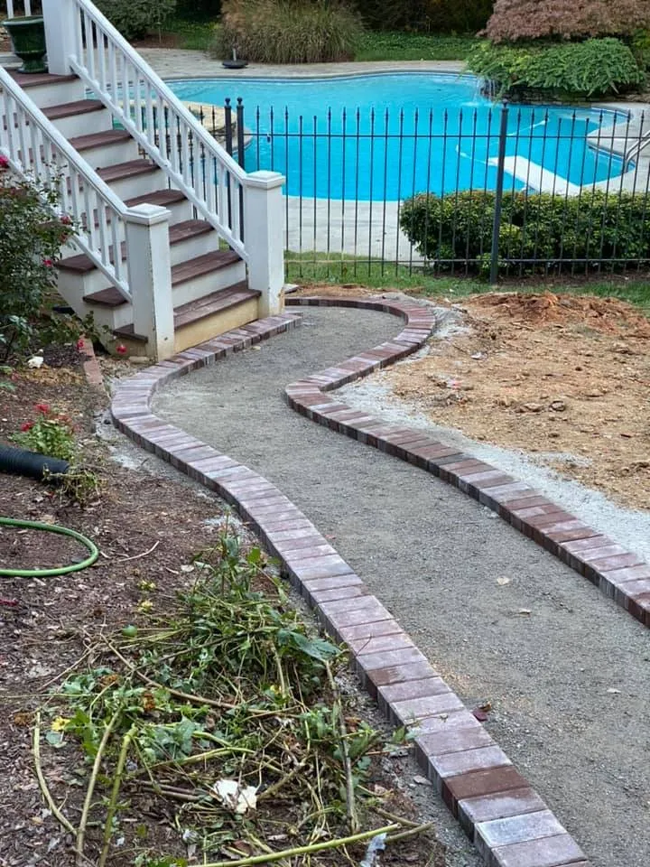 Top-rated garden landscaping in Oak Ridge, TN by Hardin Valley Lawn & Landscape