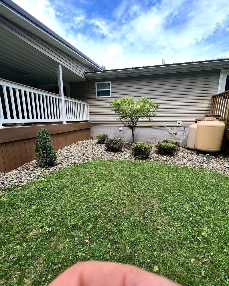 Local garden landscaping in New Castle, PA - Harding Lawn & Landscape