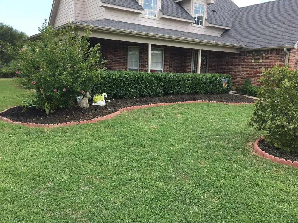 Trusted yard cleanup service for homes across Tulsa, OK - Harding lawn care