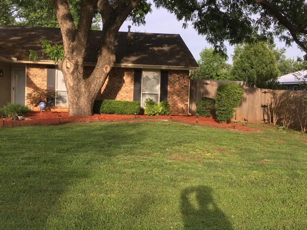 Affordable residential landscaping experts serving Tulsa, OK - Harding lawn care