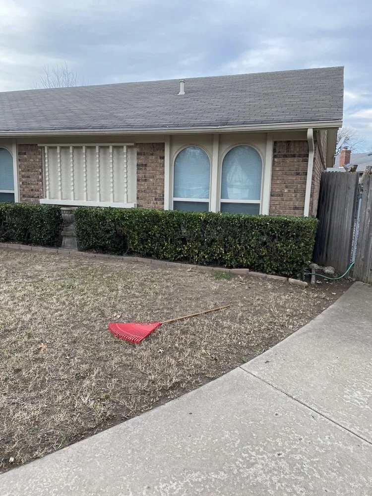 Custom yard cleanup service for outdoor upgrades in Tulsa, OK by Harding lawn care