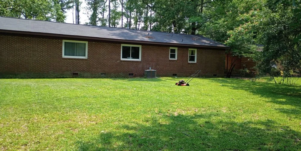 Professional garden landscaping experts serving Fayetteville, NC - Hardins Lawn Service