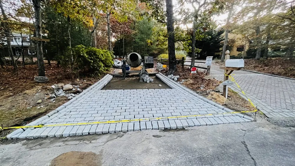 Local yard cleanup service with custom design across Southampton, NY - Hardland Masonry & Landscaping