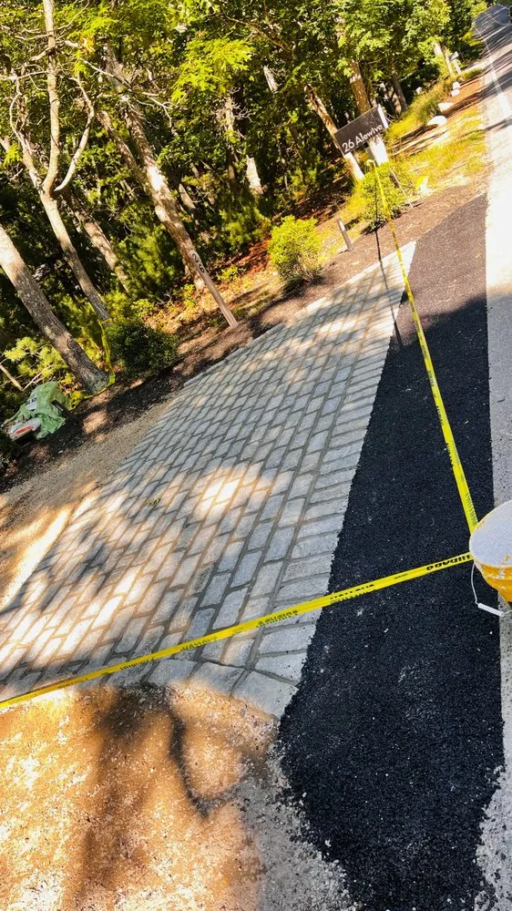 Custom lawn care service in Southampton, NY by Hardland Masonry & Landscaping