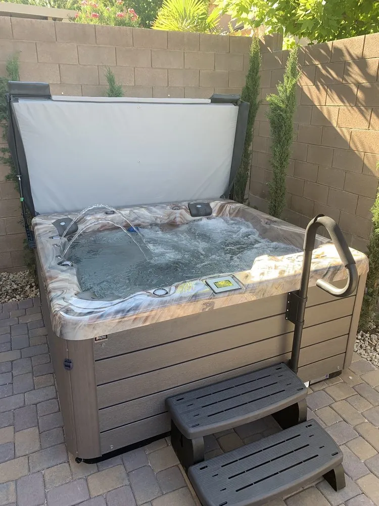 Affordable yard maintenance in Las Vegas, NV - HardRock landscaping & design