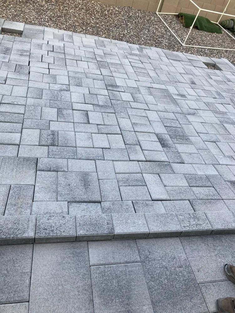 Custom garden landscaping for homes across Avondale, AZ - Hardscape & Landscape