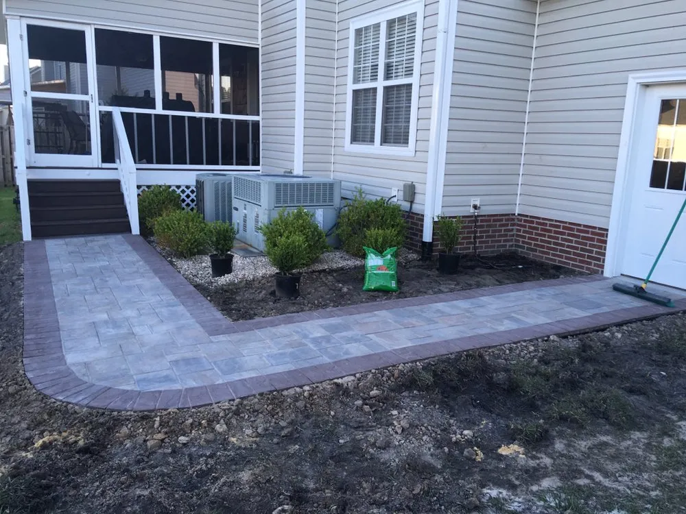 Local garden landscaping in Jacksonville, NC by Hardscape & Landscape By Design