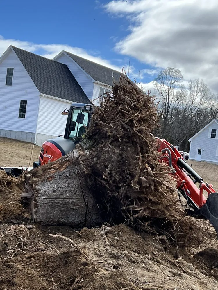 Affordable yard maintenance for residential properties across Norwich, CT - Hardscape Brothers
