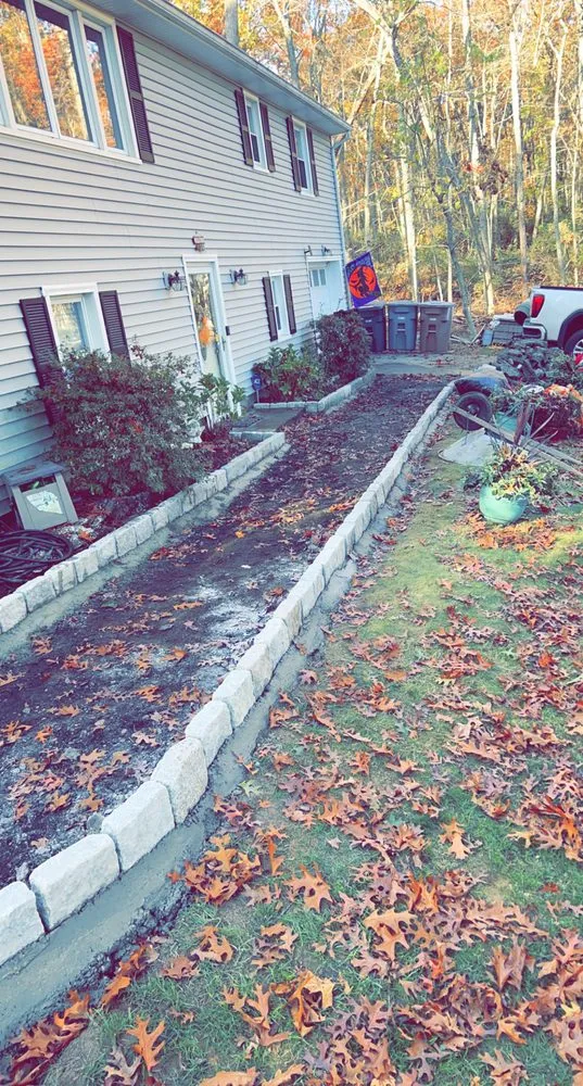 Reliable lawn mowing service in Norwich, CT - Hardscape Brothers