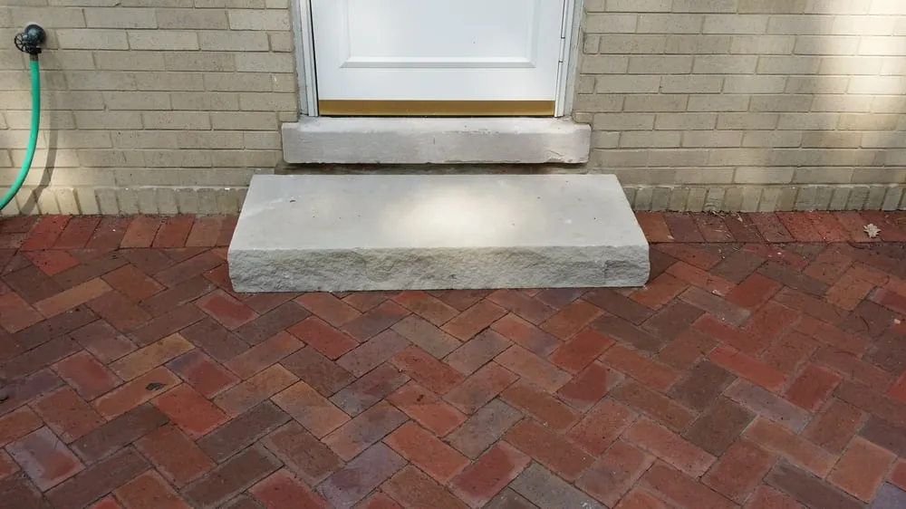 Reliable yard maintenance with custom design in Chicago, IL by Hardscape Creations