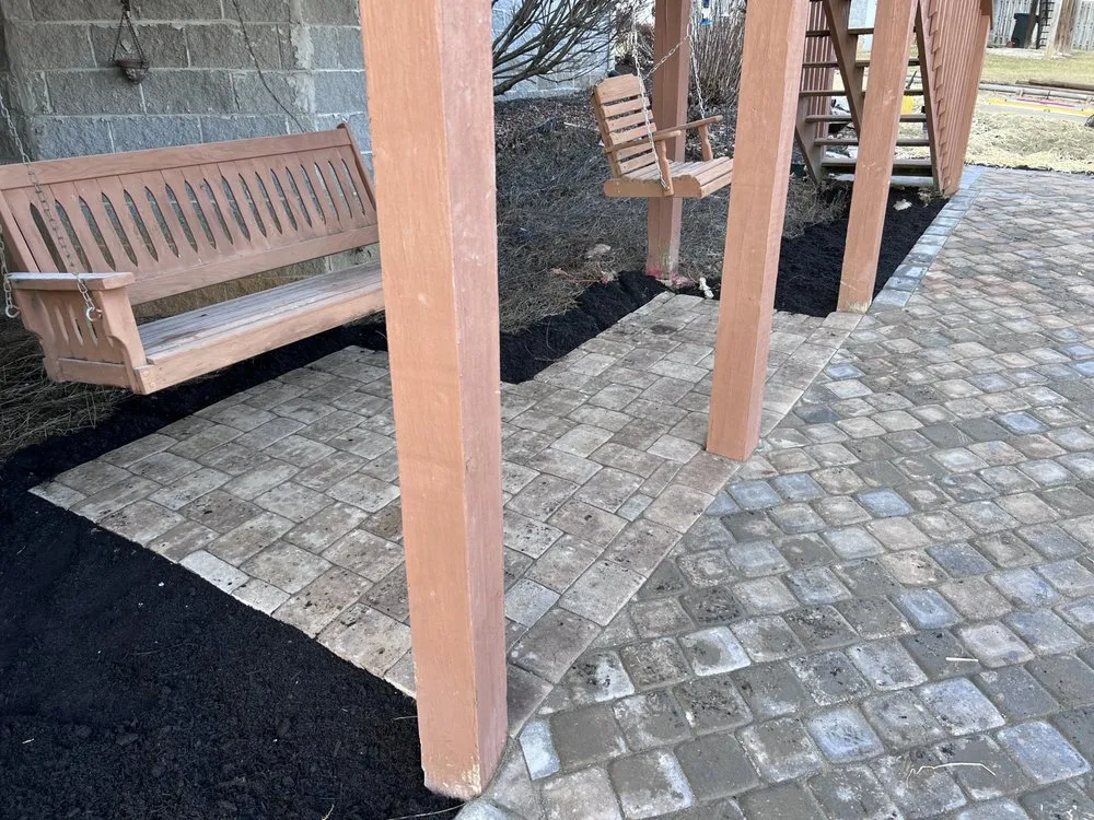 Local residential landscaping experts serving Knoxville, TN - Hardscape Heroes