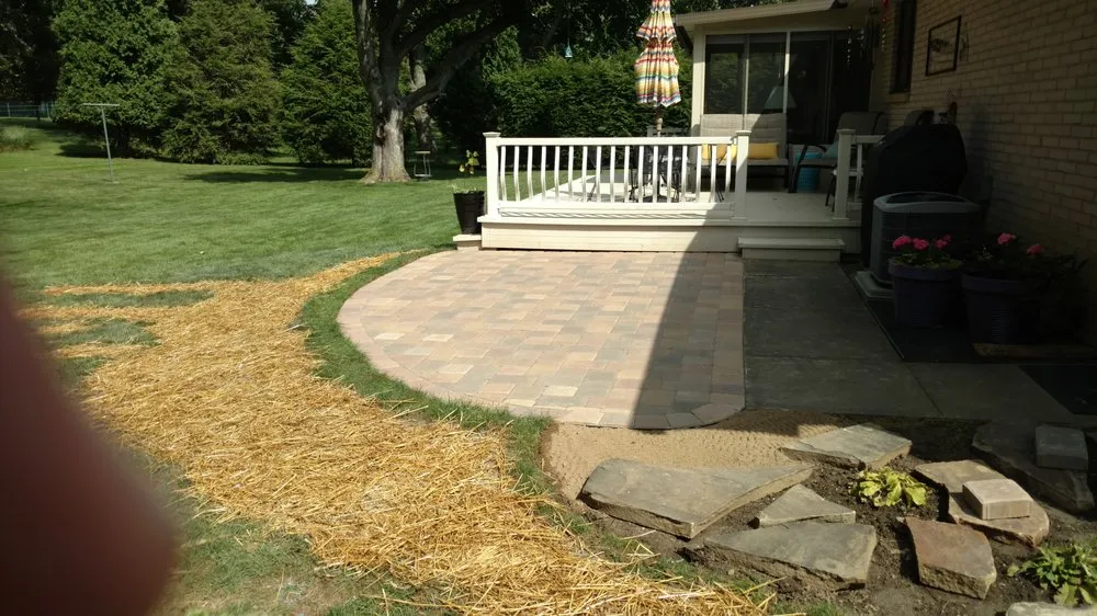 Affordable lawn mowing service experts serving North Canton, OH - Hardscape Masters
