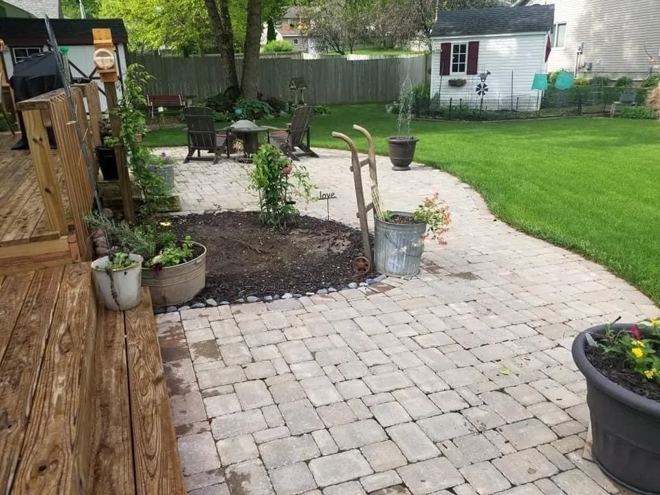 Top-rated residential landscaping in Marshalltown, IA by Hardscapes & More