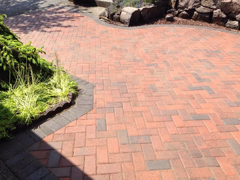 Affordable lawn care service for residential properties in Sammamish, WA by Hardscapes By Design