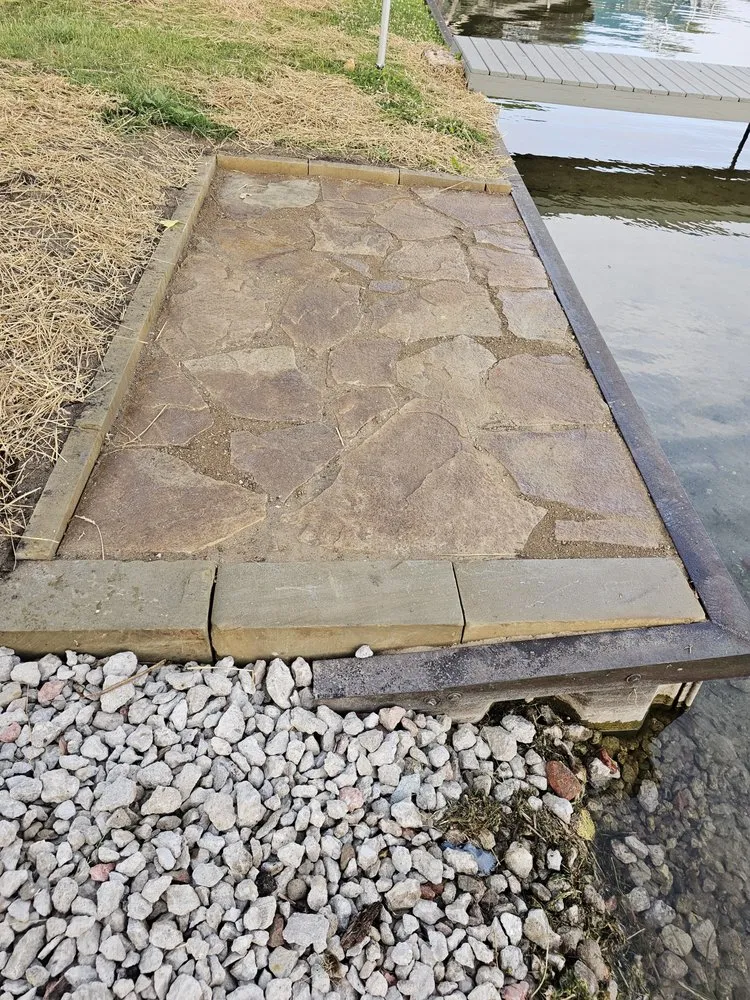 Affordable landscape design in Jackson, MI by Hardscapes