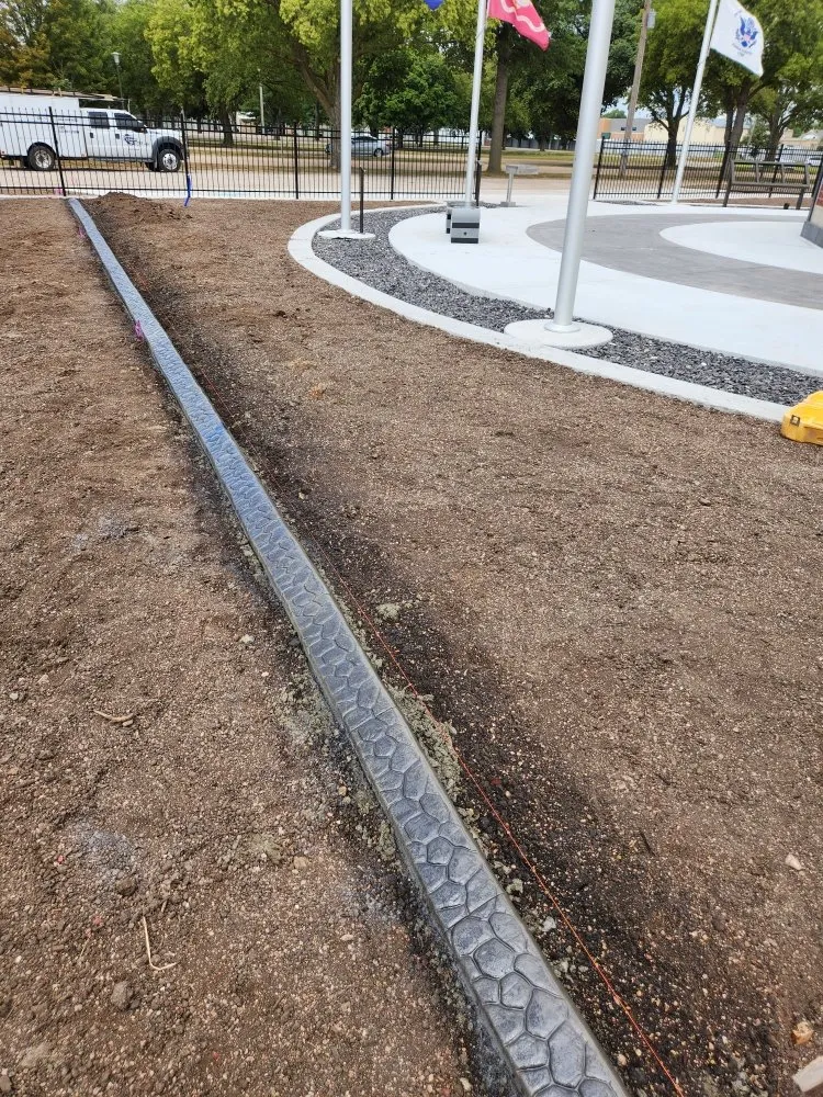 Expert garden landscaping in Columbus, NE by Hardscapes Plus