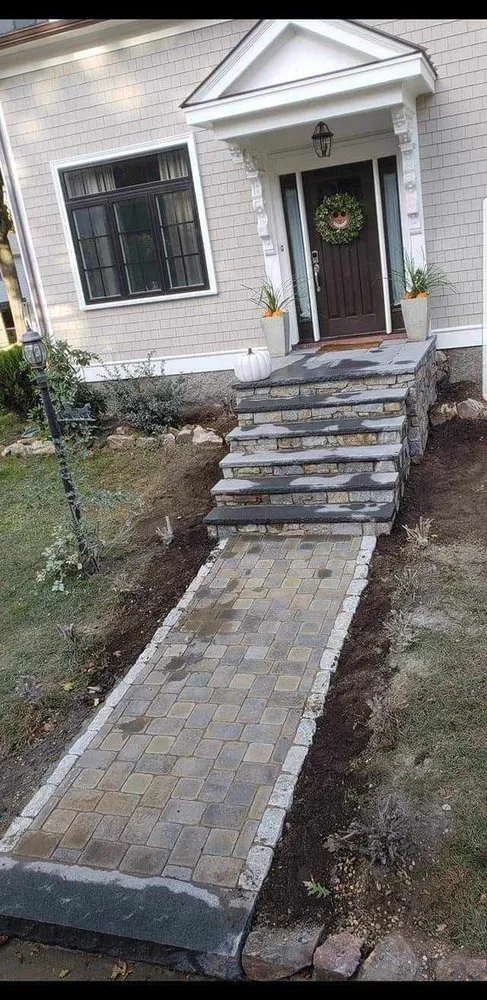 Local landscape installation for homes in Hagerstown, MD by Hardscaping Salinas