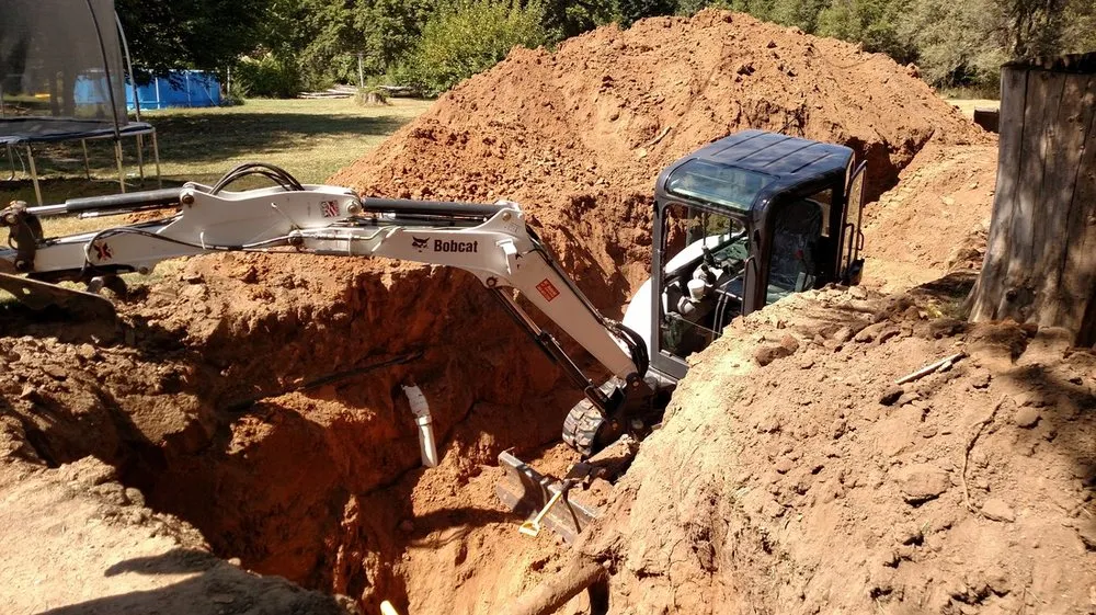 Trusted outdoor landscaping near you across Lake Toxaway, NC - Hardwood Excavating