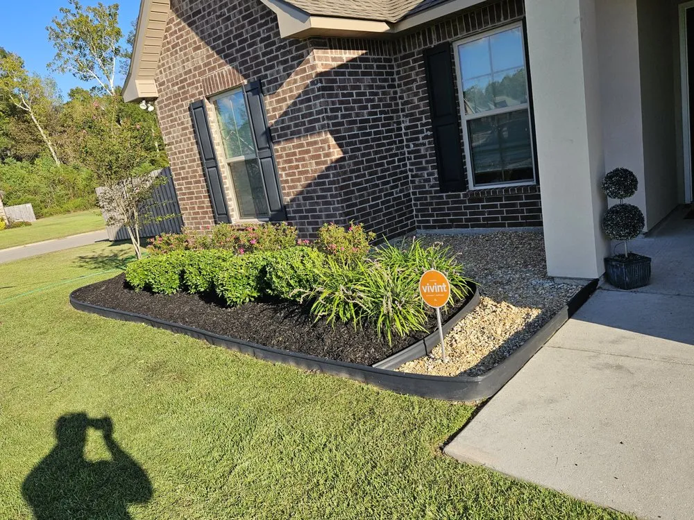 Local landscape design experts serving Zachary, LA - Hardy Lawn Care Service