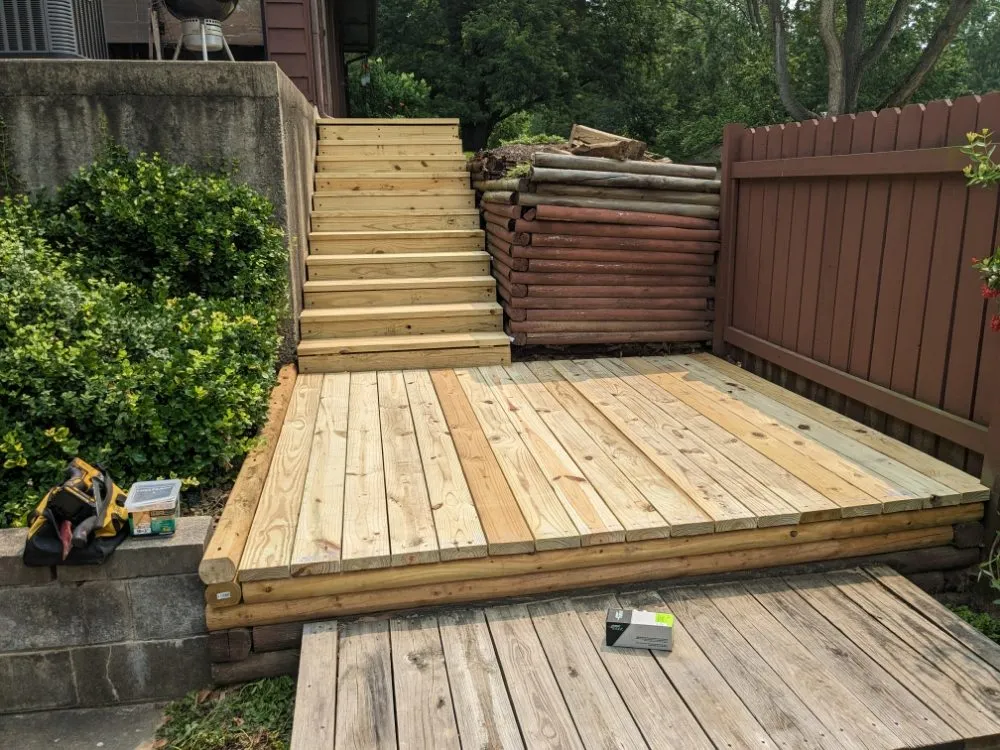 Top-rated yard cleanup service for beautiful yards across Mansfield, IL - Hardy's Ground Maintenance