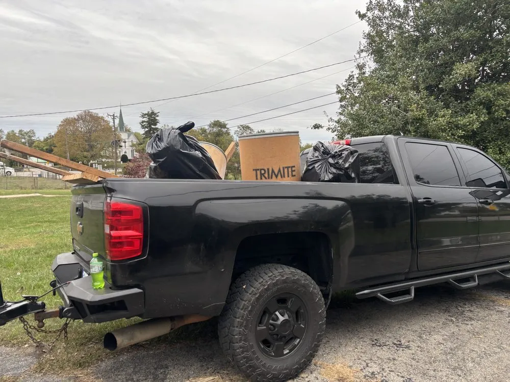 Trusted yard maintenance for residential properties in Harlan, KY by Harlan Maintenance Services