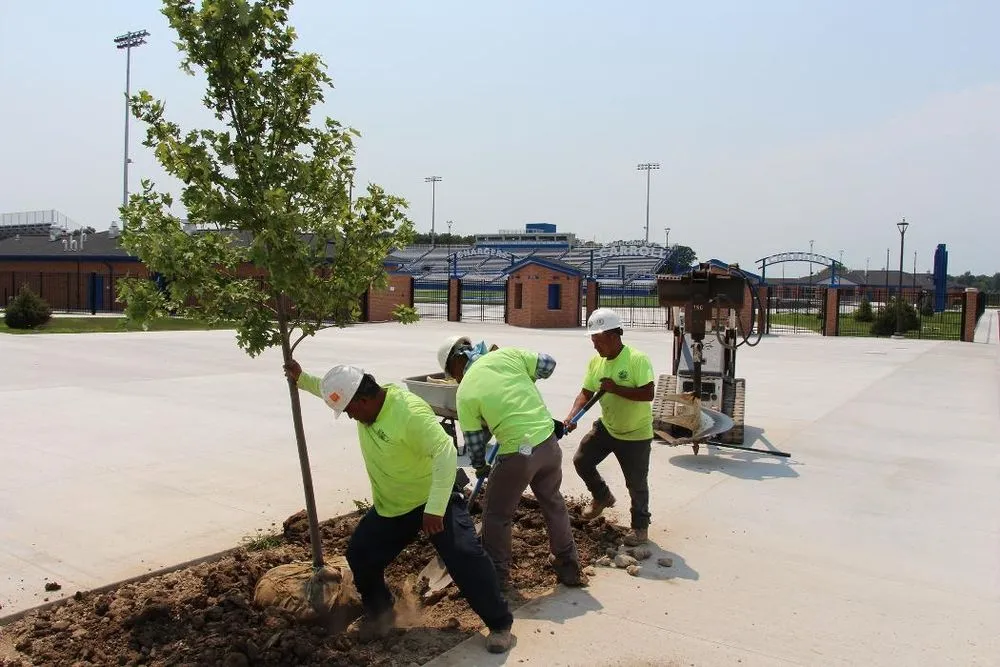 Professional residential landscaping experts serving Fort Wayne, IN - Harlow Enterprises