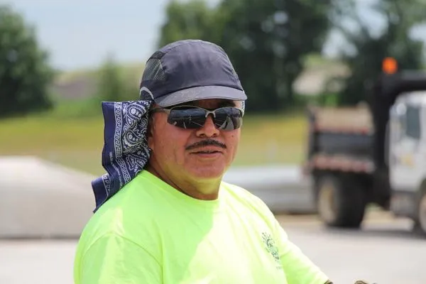 Harlow Enterprises Logo