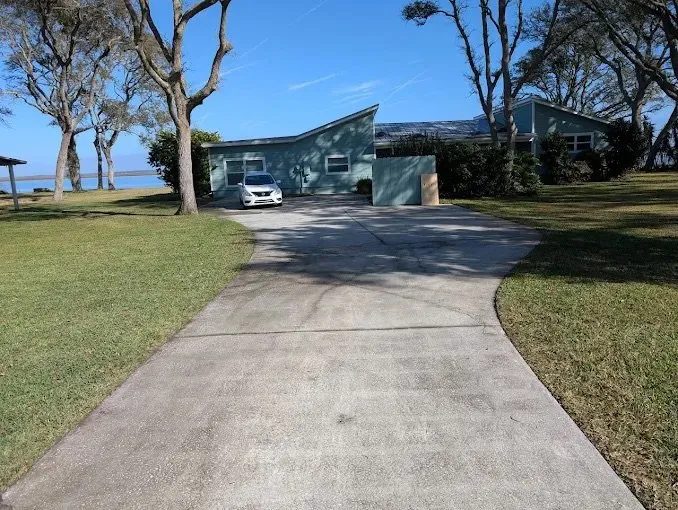 Professional garden landscaping for year-round maintenance across Jacksonville, FL - Harmoni Home Sevices