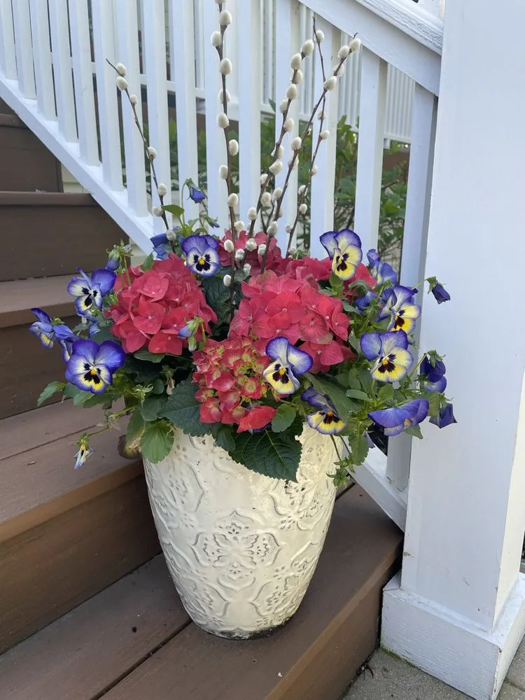 Affordable outdoor landscaping for beautiful yards across Evanston, IL - Harmony Circle Gardens