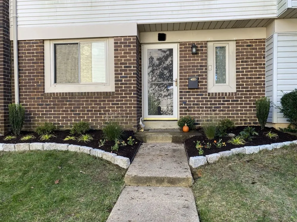 Local residential landscaping in Annapolis, MD by Harmony Gardens