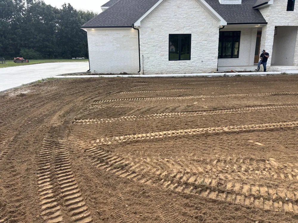 Reliable yard cleanup service for beautiful yards in Jonesboro, AR by Harness Lawn And Land Management