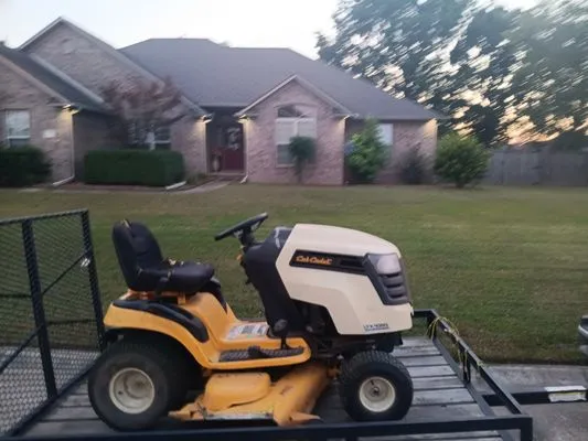 Harness Lawn Service Logo