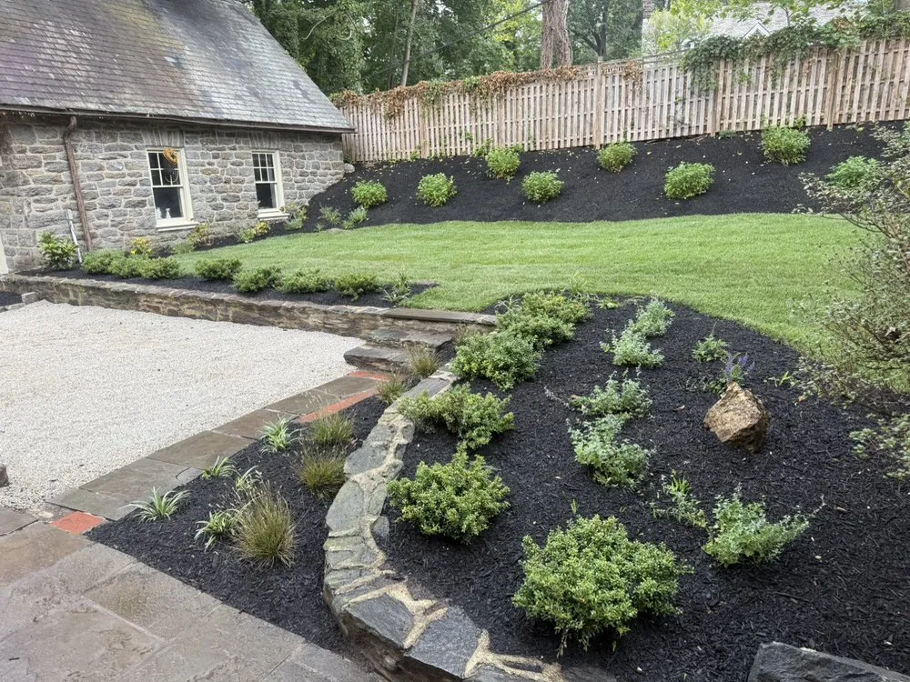 Top-rated garden landscaping experts serving Broomall, PA - Harpwell Gardens and Landscape
