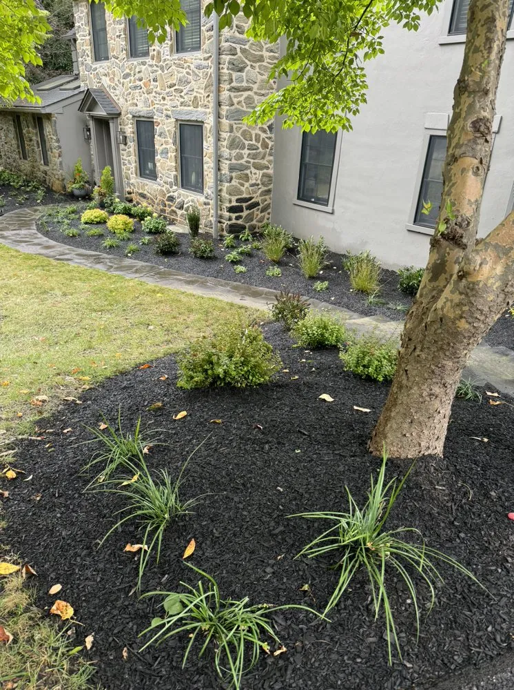 Reliable lawn mowing service in Broomall, PA - Harpwell Gardens and Landscape