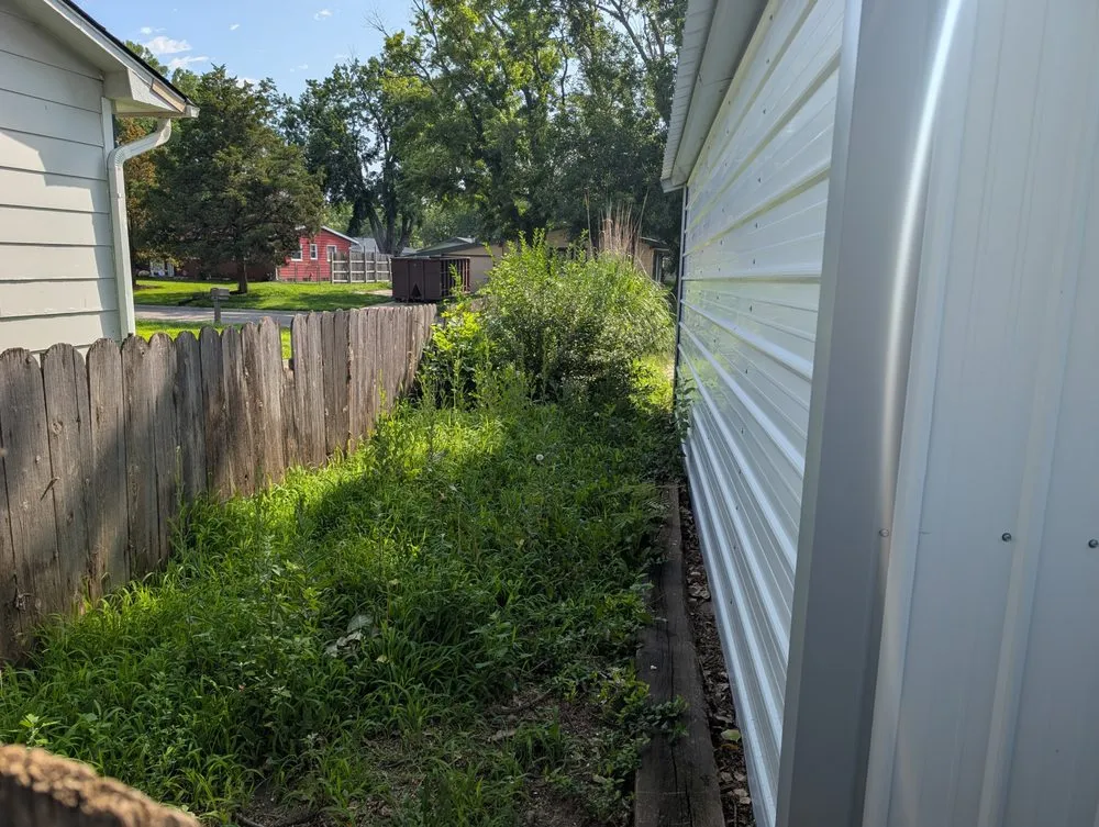 Custom yard cleanup service experts serving Viola, KS - Harrel Home Services