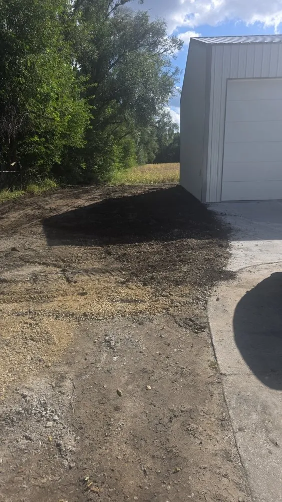 Affordable yard cleanup service near you in Carlisle, IA by Harrelson Services