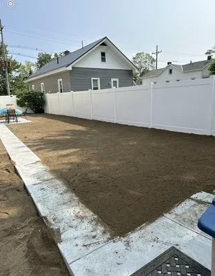 Harrington Outdoor Service Logo