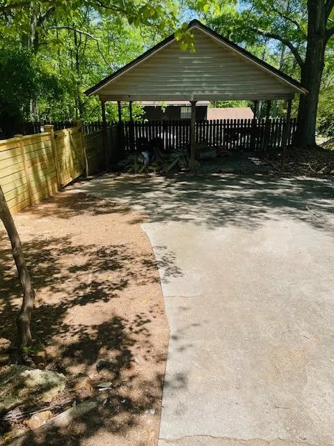 Trusted landscape design for homes across Decatur, GA - Harris & Lawncare