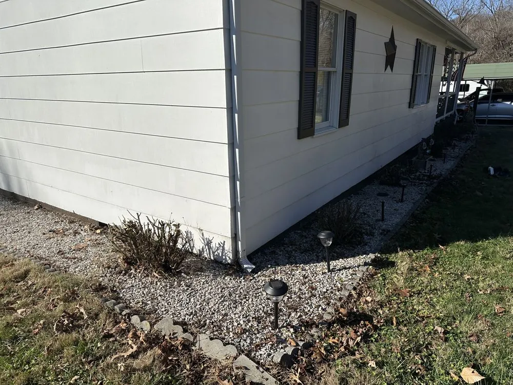 Affordable yard maintenance in Van Lear, KY by Harris Home & Lawn Service