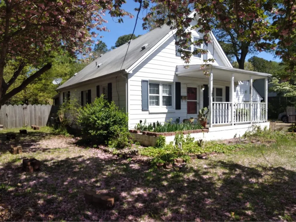 Local residential landscaping experts serving Chesapeake, VA - Harris Landscapes