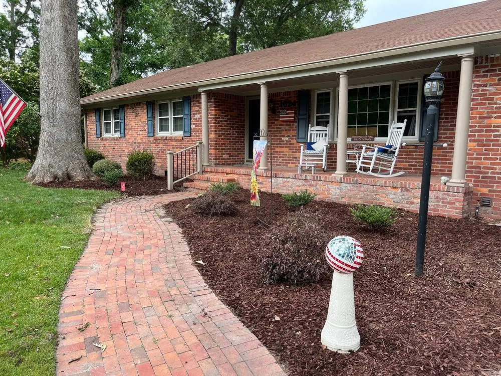 Expert landscaping services experts serving Chesapeake, VA - Harris Landscapes