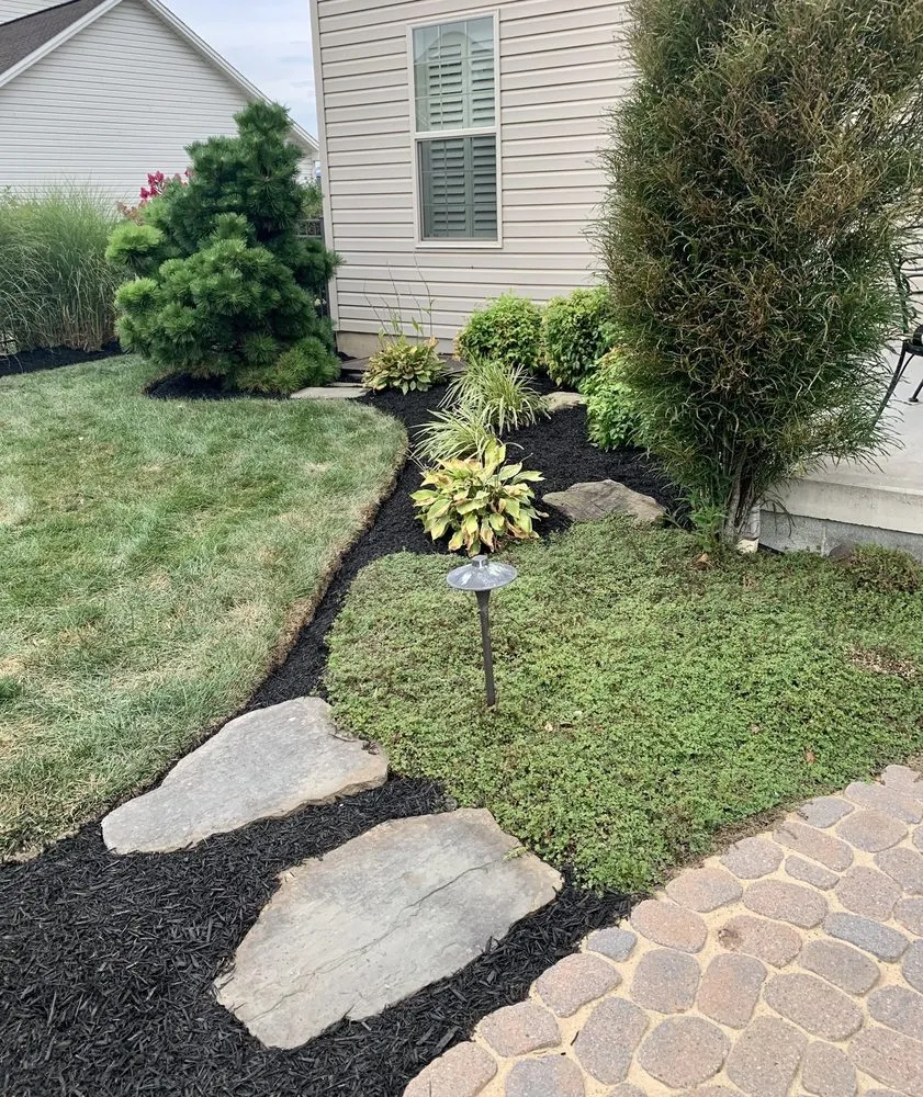 Local yard maintenance experts serving Carlisle, PA - Harris Landscaping